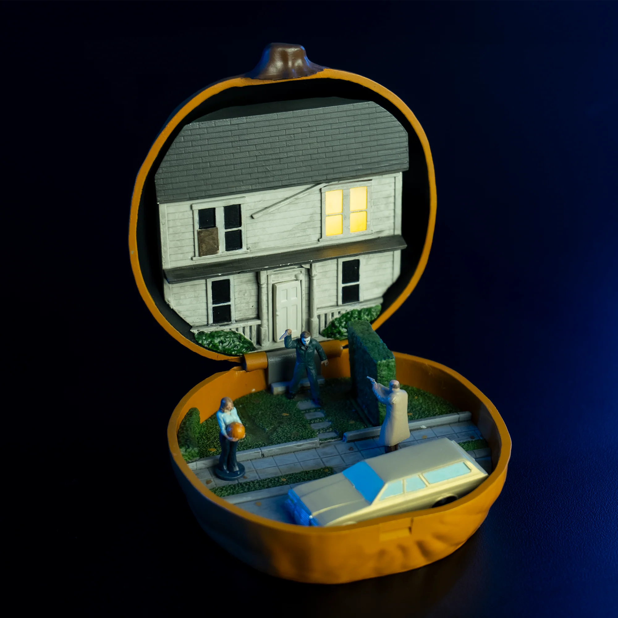 *PRE-ORDER* Halloween (1978) - Myers House Pumpkin Micro Maniacs Playset - Image 3