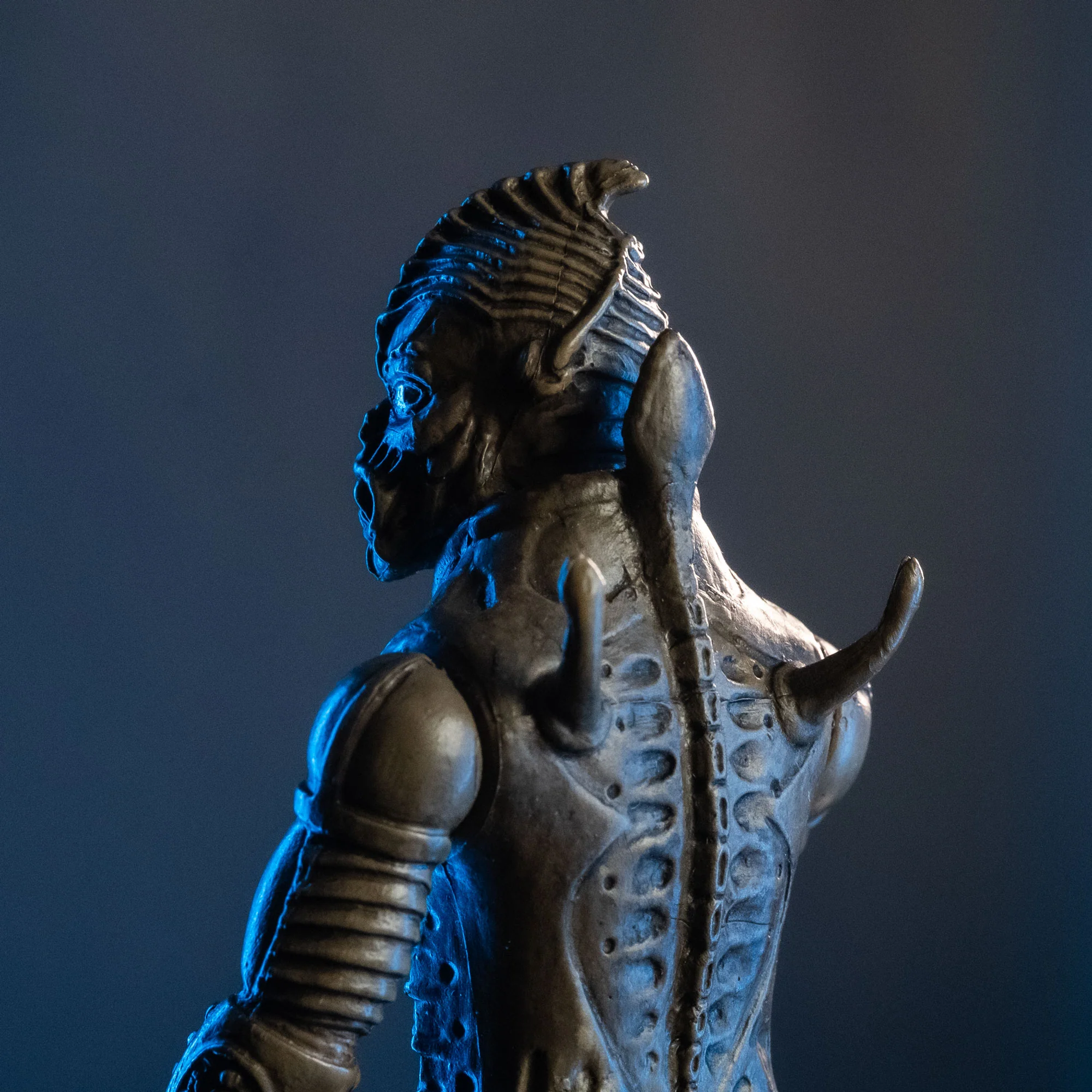 *BACK-ORDER* Scared to Death - Syngenor - 3.75" Figure - Image 3